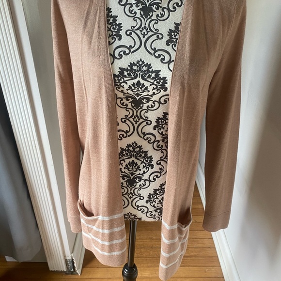 Lightweight Cardigan - Picture 4 of 6